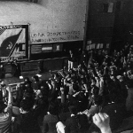 Asamblea en los bajos del Mercado Central