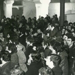 Asamblea en los bajos del Mercado Central